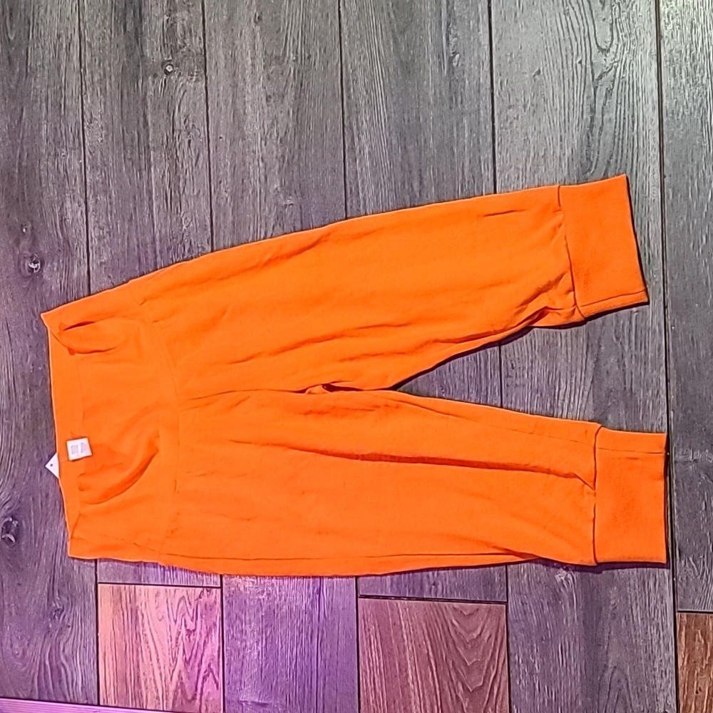 Fabletics Sweatpants - Picture 2 of 9